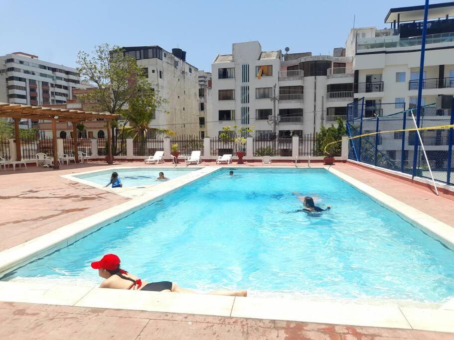 Apto Rodadero 2 A 3 Cuadras Playa Apartamento Santa Marta (Magdalena)